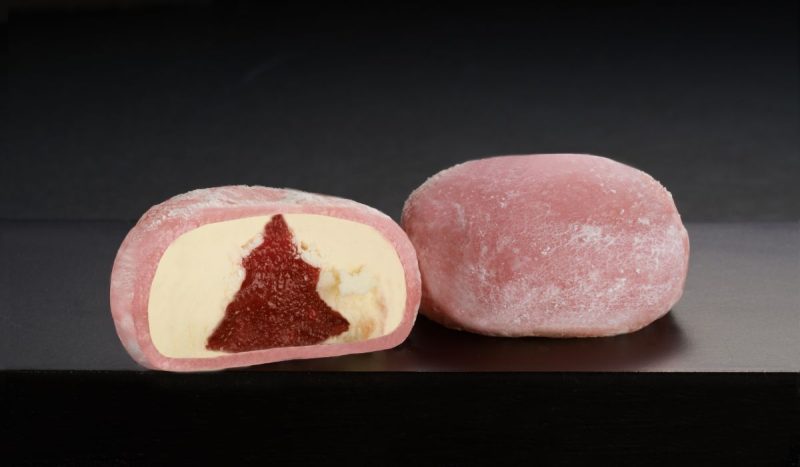 Strawberry Cheese Mochi Cut Inside-982347